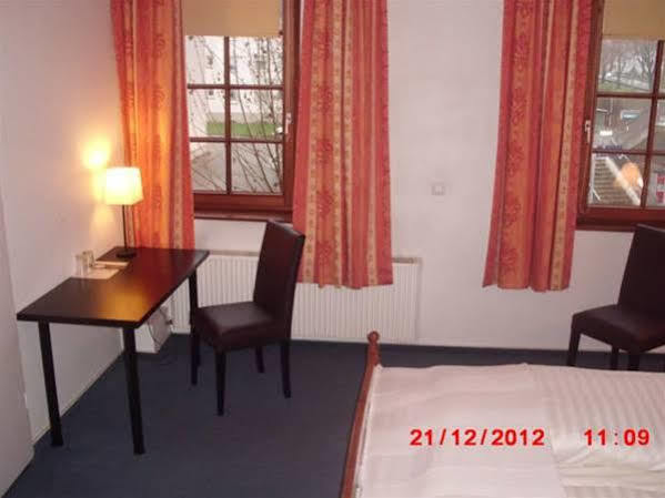 Badischer Hof Hotel Mannheim Exterior photo